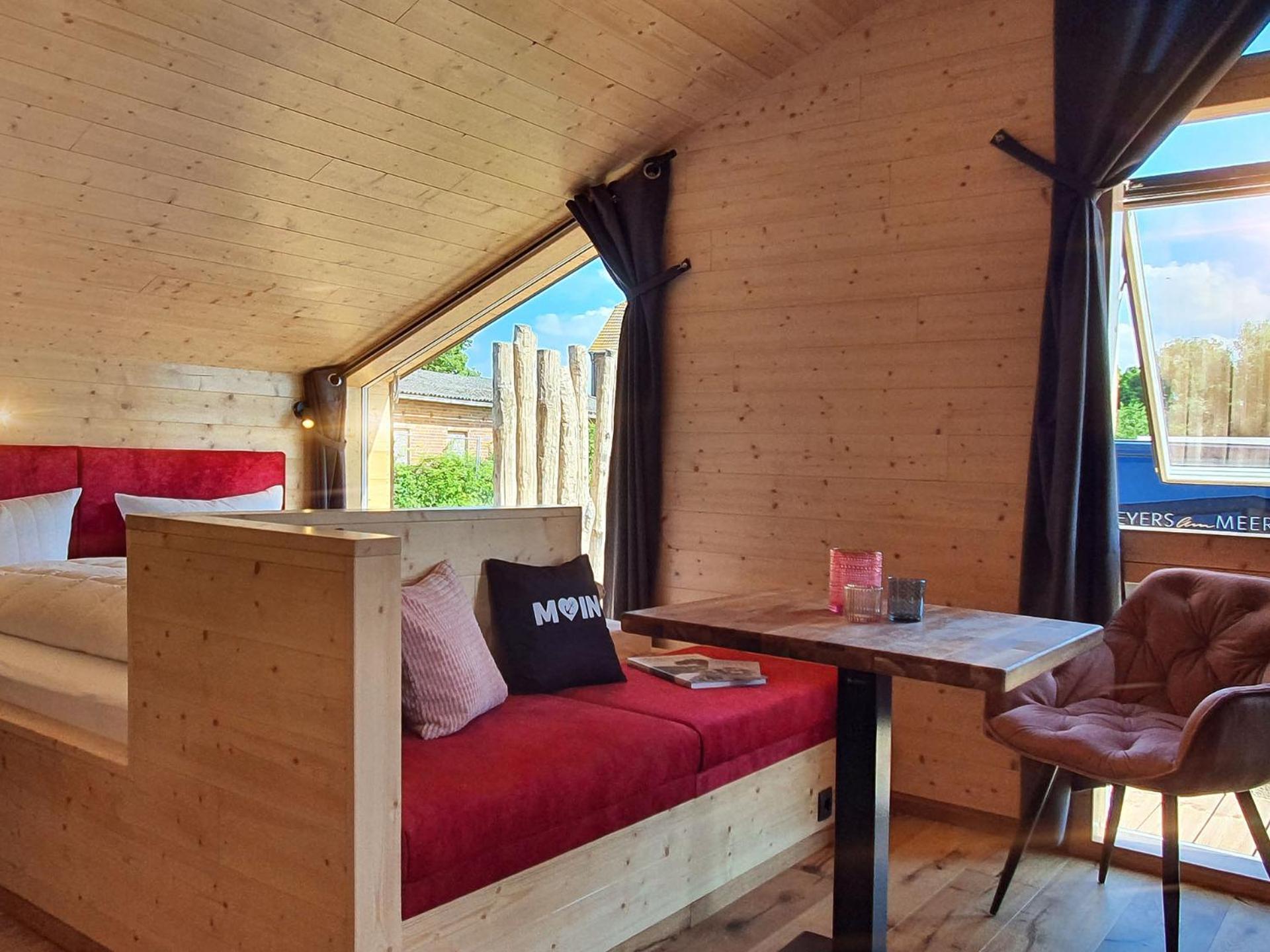 Werder Chalet -- Wolke 7 -- Ostsee-Strand 150M I Sauna I Ekamin I Tiny House Fuer 2 Personen I By "Meyers Am Meer" Boiensdorf Luaran gambar