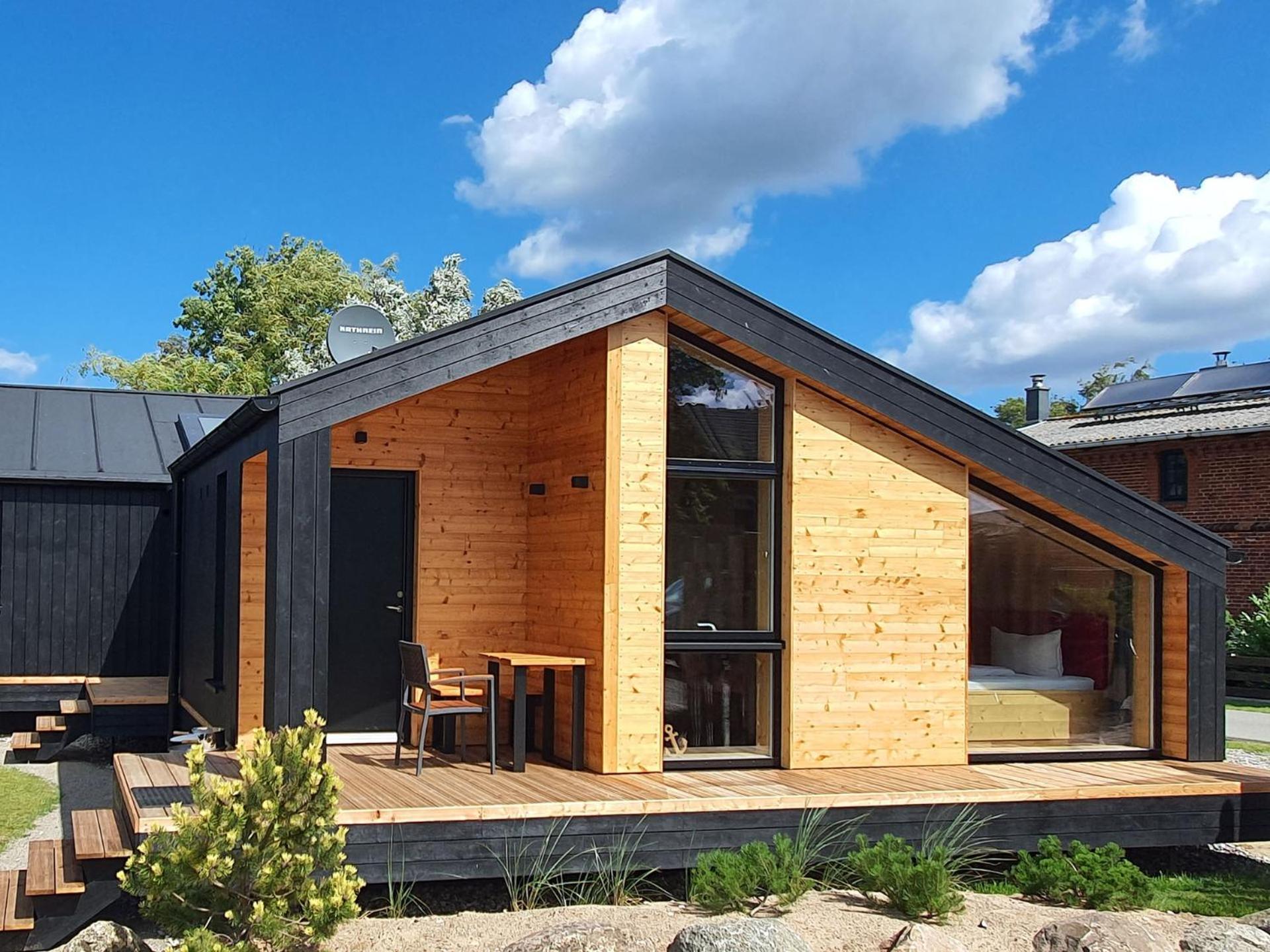 Werder Chalet -- Wolke 7 -- Ostsee-Strand 150M I Sauna I Ekamin I Tiny House Fuer 2 Personen I By "Meyers Am Meer" Boiensdorf Luaran gambar