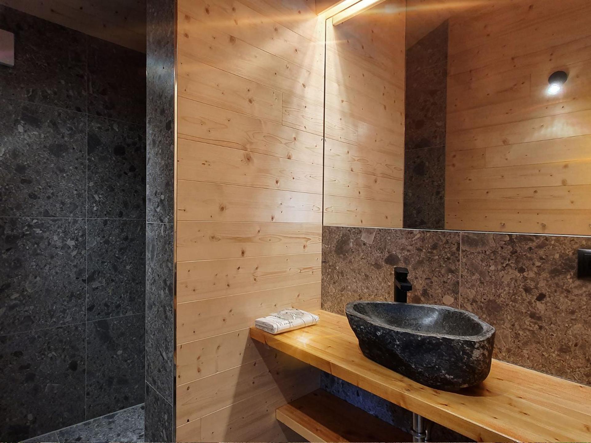 Werder Chalet -- Wolke 7 -- Ostsee-Strand 150M I Sauna I Ekamin I Tiny House Fuer 2 Personen I By "Meyers Am Meer" Boiensdorf Luaran gambar