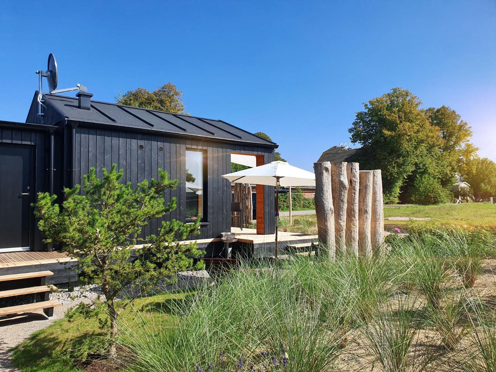 Werder Chalet -- Wolke 7 -- Ostsee-Strand 150M I Sauna I Ekamin I Tiny House Fuer 2 Personen I By "Meyers Am Meer" Boiensdorf Luaran gambar